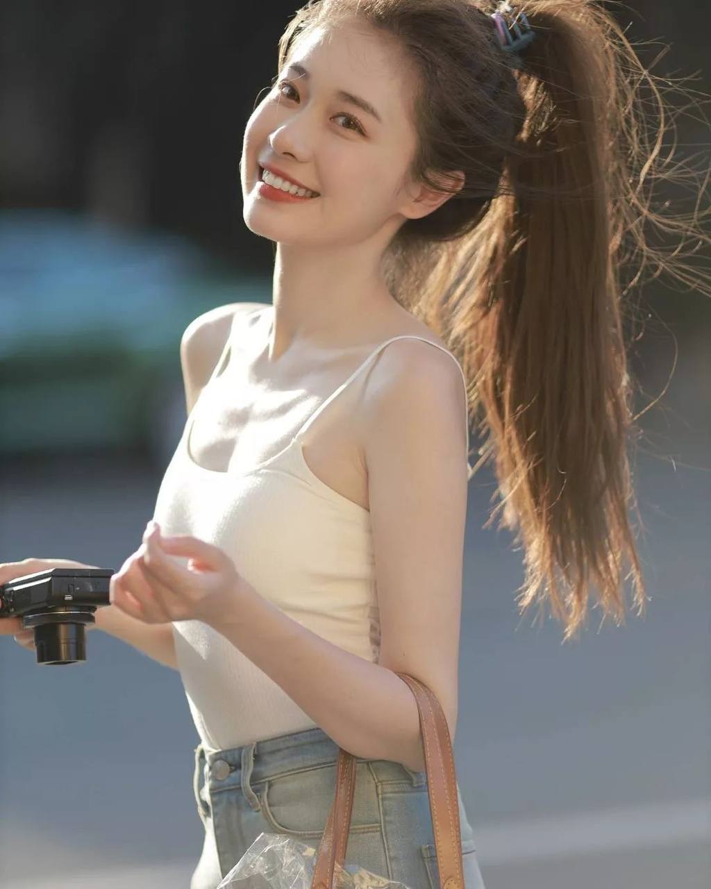 歐美成人精品三區(qū)綜合A片