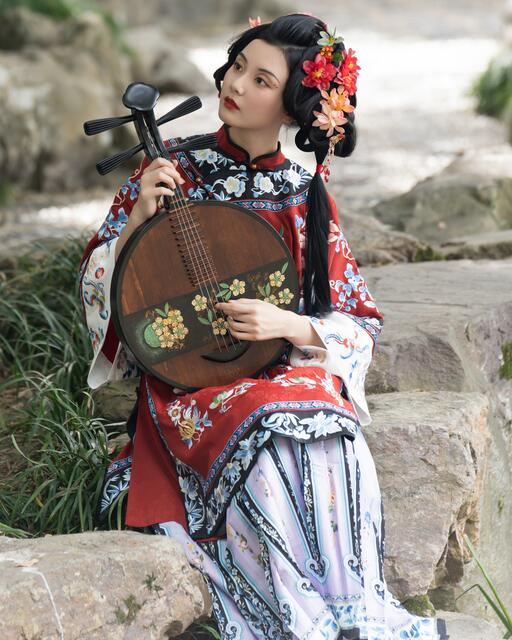 亞洲歐美偷拍視頻一區(qū)